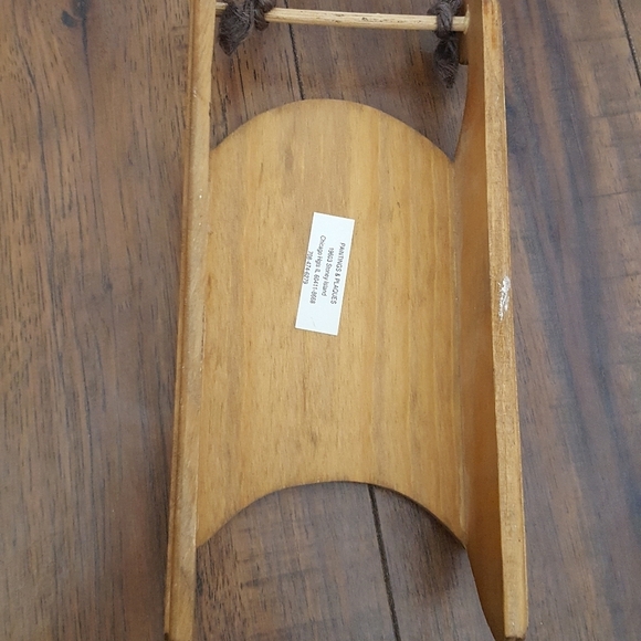 Vintage Wood Hand Painted Winter Scene Wall Plaque - Picture 3 of 4